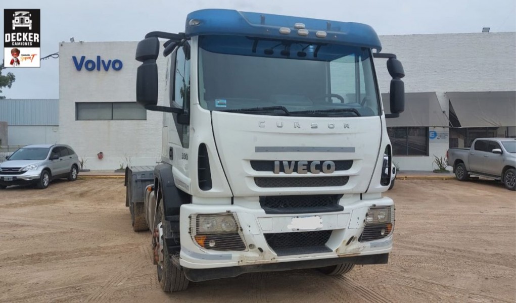 https://admin.usados.rutasurtrucks.com.ar/uploads/croped/2025-06-27-03-06-31WhatsApp Image 2025-06-27 at 11.59.27.jpeg